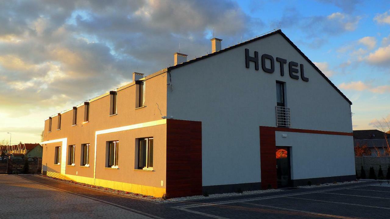 Hotel Sjesta نوا سول المظهر الخارجي الصورة