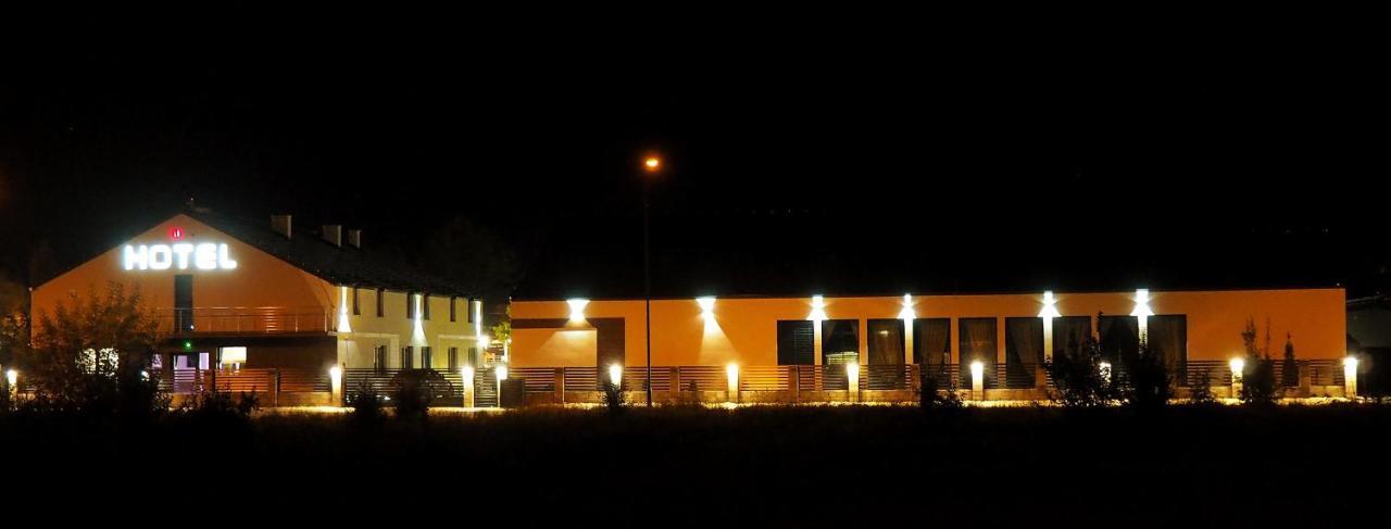 Hotel Sjesta نوا سول المظهر الخارجي الصورة